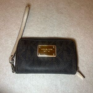 Michael Kors Black and Gold Wristlet